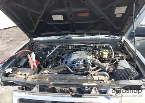 1999 Nissan Frontier Se-V6/Xe-V6 from USA, damaged, VIN 1N6ED26Y6XC301588